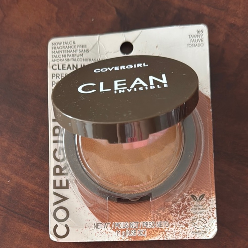 Covergirl Clean Invisible Pressed Powder - Tawny